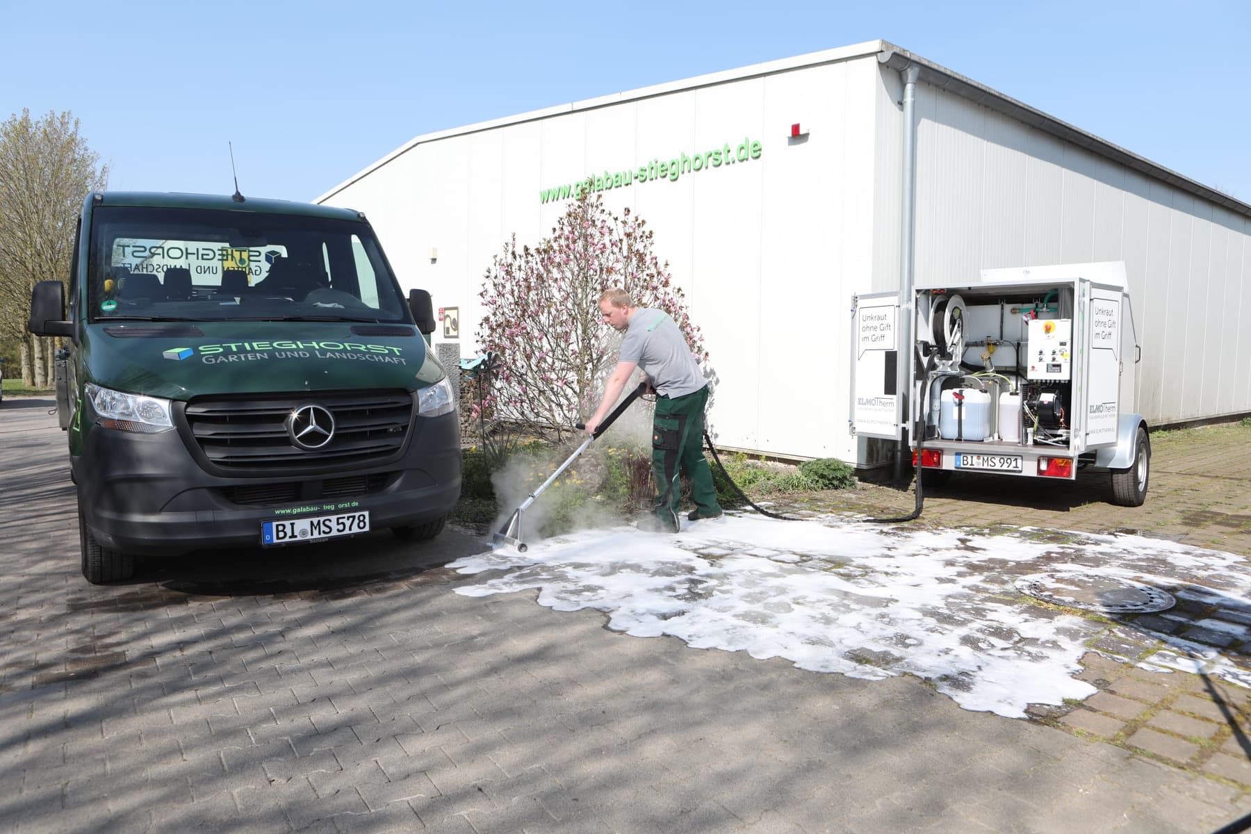 Heißschaumgerät Unkrautbekämpfung – Grünflächenpflege Bielefeld